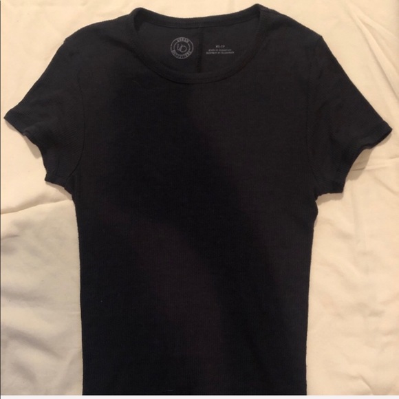 UO Tee Set - Picture 2 of 4